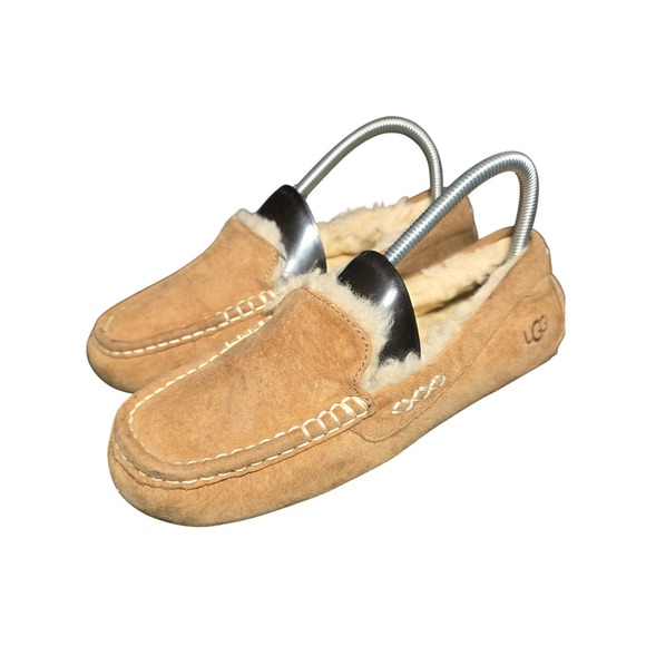 UGG Ansley Chestnut Suede Sheepskin Lined Moccasin Slippers Womens Loafers - Picture 2 of 11